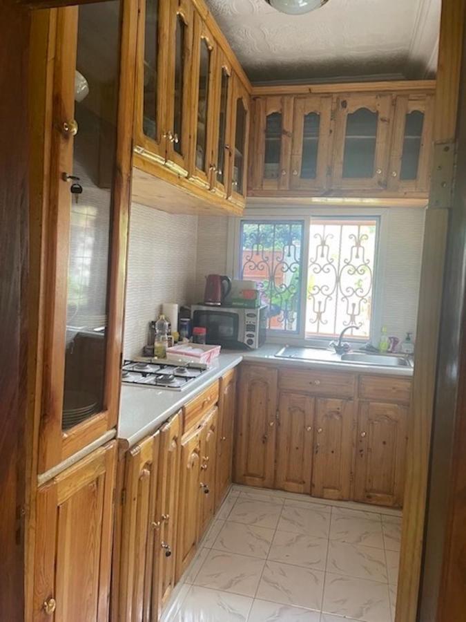 The Compound Bed & Breakfast Bijilo Ngoại thất bức ảnh