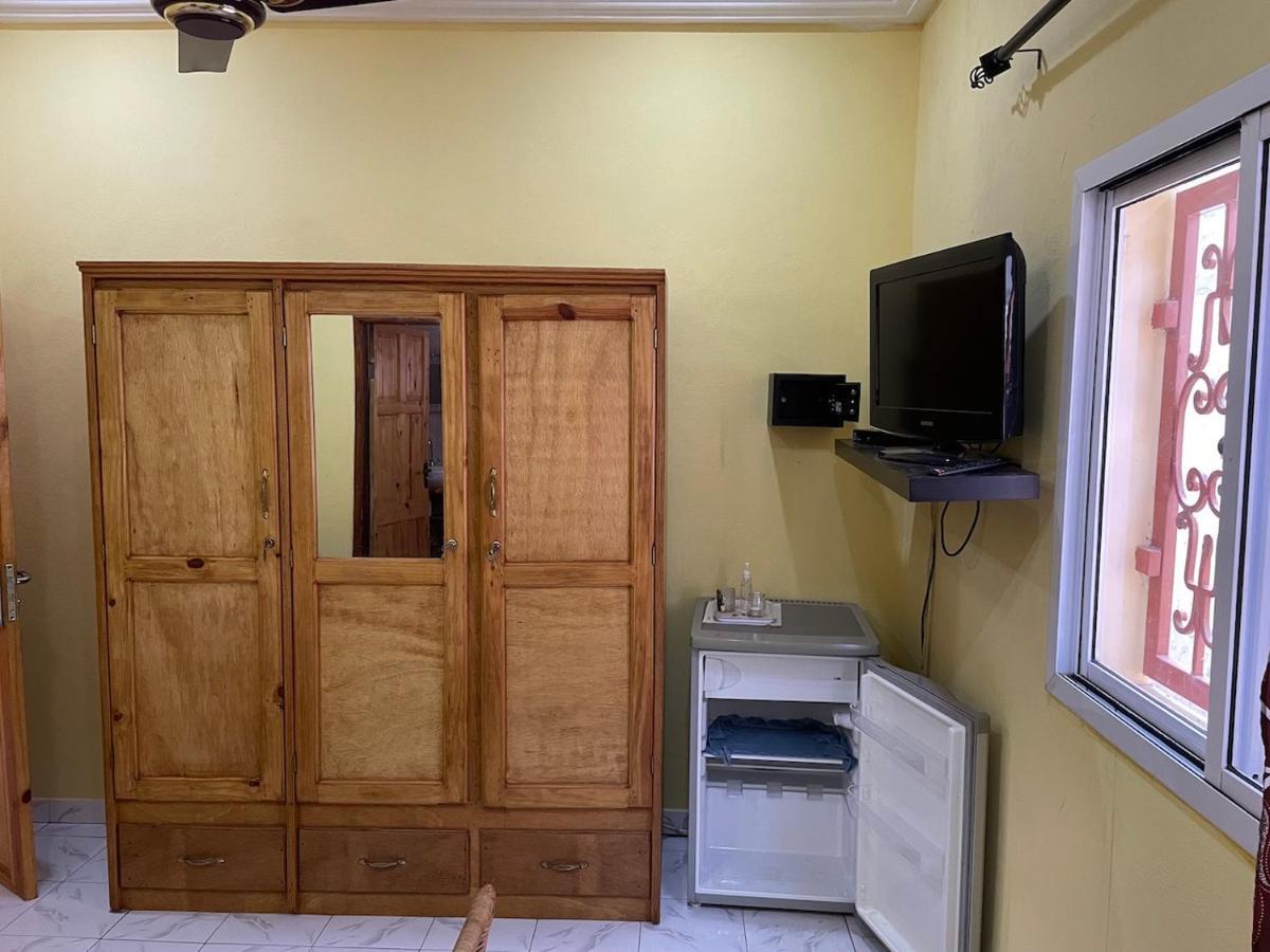 The Compound Bed & Breakfast Bijilo Ngoại thất bức ảnh