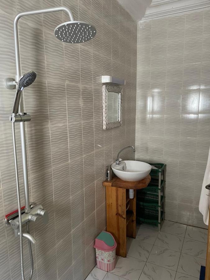 The Compound Bed & Breakfast Bijilo Ngoại thất bức ảnh